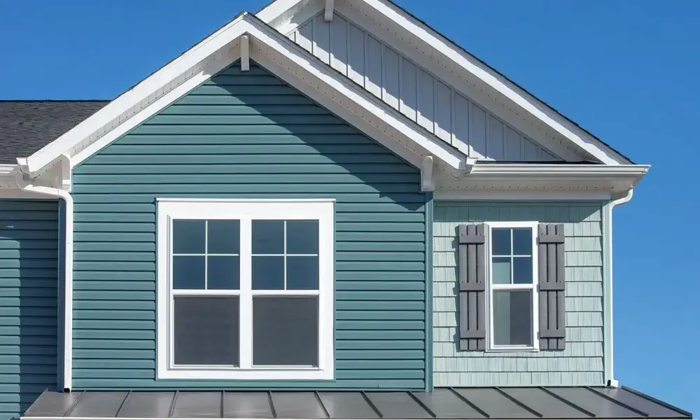 Roof repair and inspection services in Manalapan